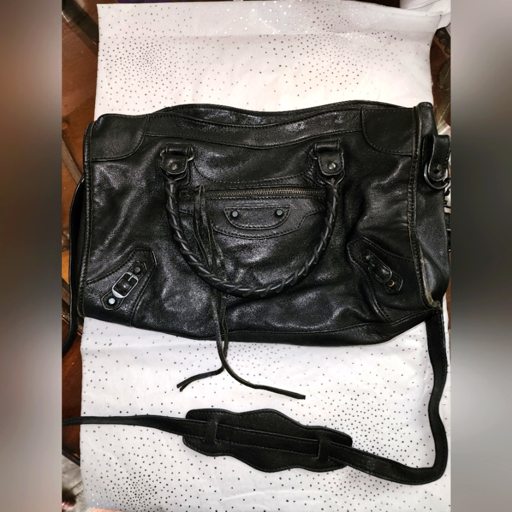 Crossbody moto